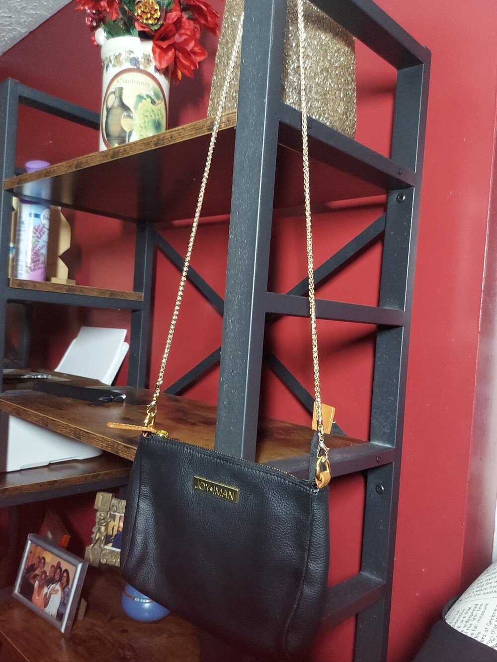 💥💥💥JOY & IMAN 100% Leather Black Crossbody Bag Small